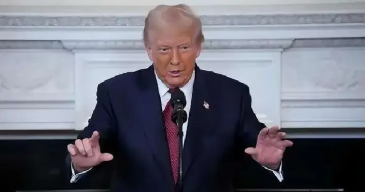 特朗普：中方不敢碰 ！人民币杠美元 ，西芒杜矿冲击 澳洲暴利到头 ！