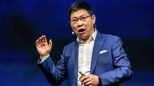 华为“七雄”之一的余大嘴爱吹牛，但吹的牛都实现了，还都是王炸