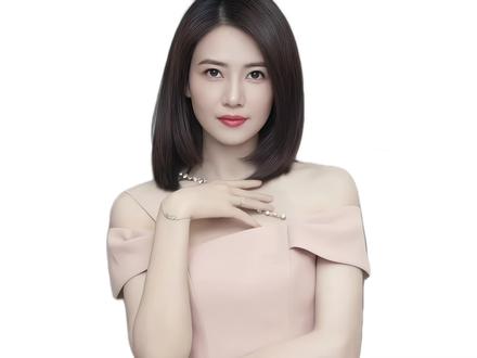 当年她19岁被导演欺骗，如今已成为多少人心中的清纯女神。