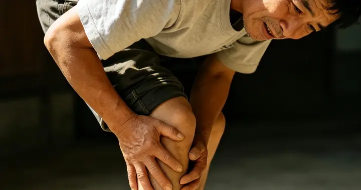 风湿反反复复，多半不是没原因，身体出现这4种情况要留心