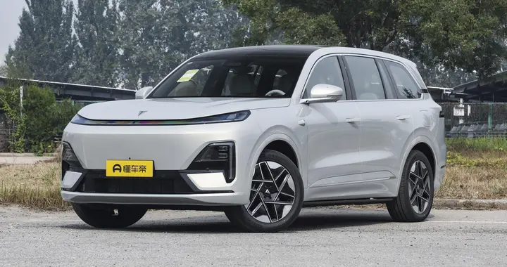 华为加持、空间大、续航长，深蓝S09带全家过年就是香！