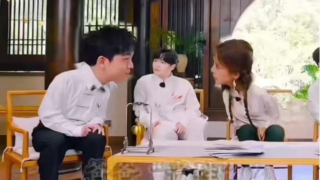 小小喵儿：朱迅：“你爸贵姓？”  武艺