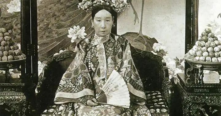 那么多人恨慈禧，为什么就是杀不了她，因为慈禧做到了这些