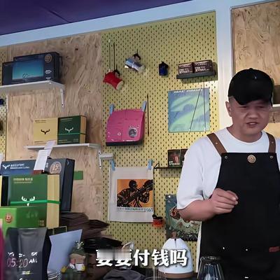 优优时尚穿搭：李嫣和奶奶看云南看望爸爸李