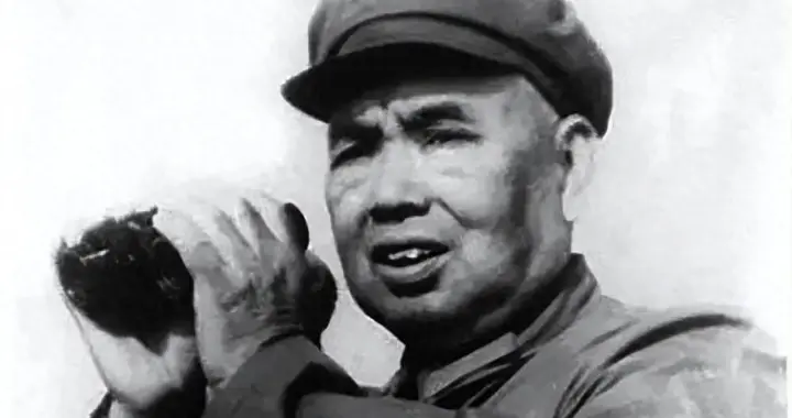 许世友晚年生活有多逍遥自在？隐居中山陵8号，每天忙着种菜养猪