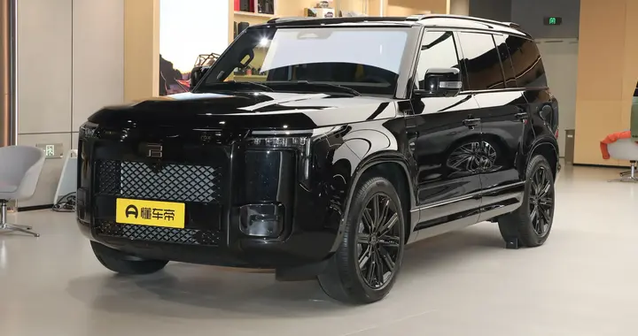 极石ADAMAS即将上市，还是那股硬派味道，CLTC纯电续航里程215km