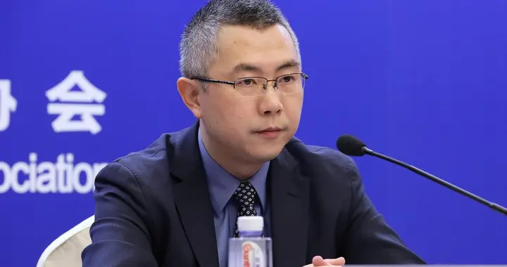 中美日内瓦激烈交锋，美国大搞“麦克风外交”，中方反驳火力全开