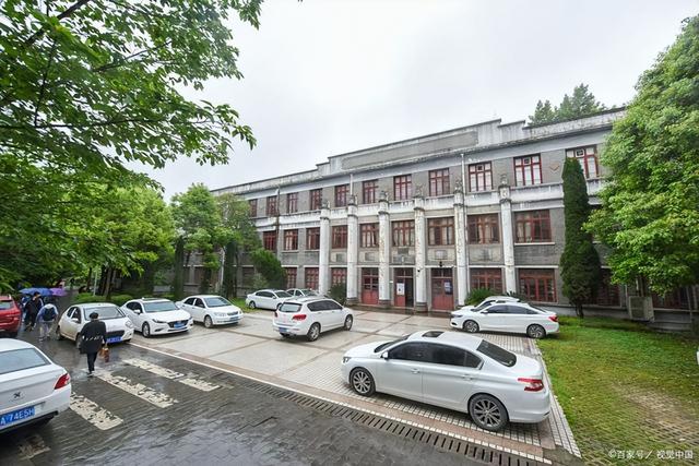 体制内不论对错，论的是强弱与人情！