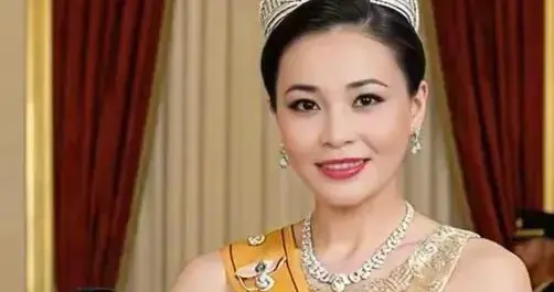 泰王认命了！提帮功王子不再是唯一继承人，20年心血要重新规划