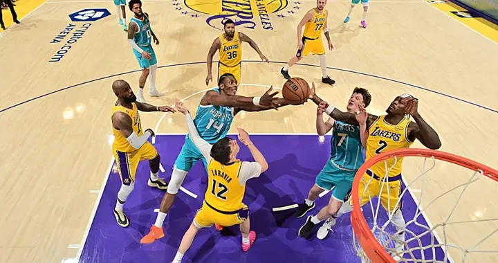 还没找到说明书？湖人对于锋线大闸的使用依然存在着明显的问题？