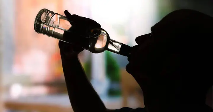 多名院士调查发现：喝一次酒，就等于伤一次肝，真的假的？