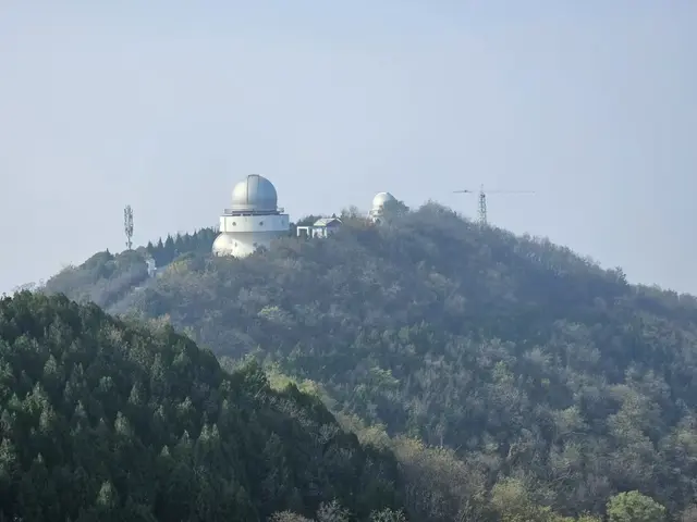 高五幸：登高望远览美景——洪庆山、骊山之旅侧记