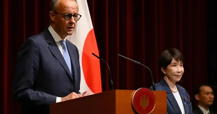 妄图挑战全世界底线？德国总理飞抵日本，找高市研究一件特殊之事