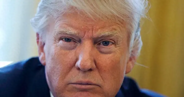 特朗普天价勒索！战要5万亿和要2.5万亿，海湾国家被架在火上烤