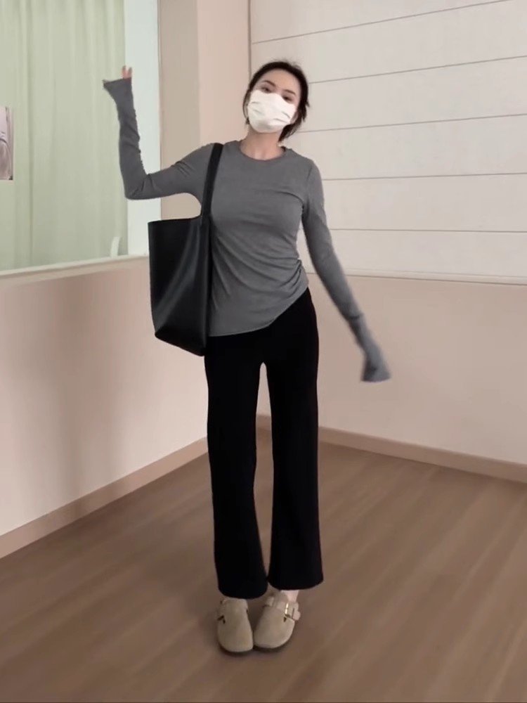 美式复古黄色圆领长袖正肩t恤女春秋小个子