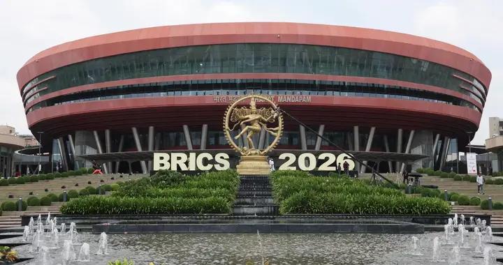 金砖峰会结束，11国同步签宣言，特朗普怕是想不到，一个时代剧终