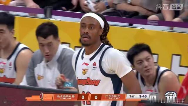 我爱我家40303632：热爱广东宏远的