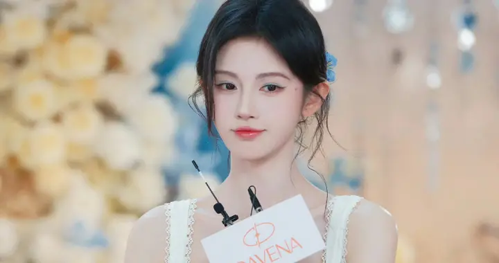 丝芭“塌房”：鞠婧祎解约撕破脸9000块竟成压垮信任最后一根稻草