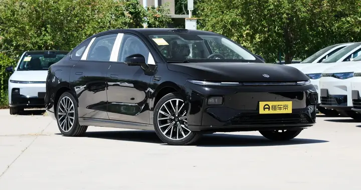 连续5个月销量破万，零跑B01到底有多香？看完这篇你就明白了