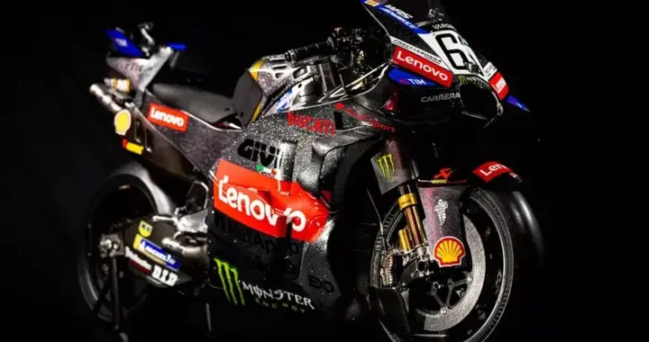 杜卡迪百年纪念传奇配色亮相：两台Desmosedici GP启动2026赛季