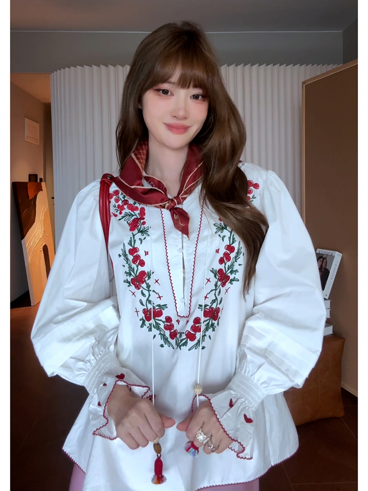 超好看绝美高级感轻奢洋气减龄白色印花衬衫