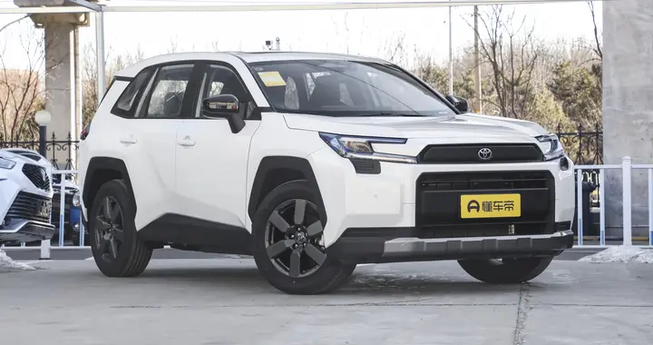 选家用 SUV 不纠结！一汽丰田 RAV4 荣放，省心好开还保值