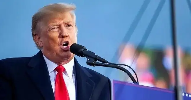 两艘巨轮将抵华，中国运回黄金，赶在特朗普访华前，中美互赠大礼