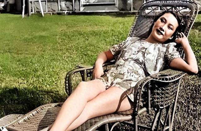 戴笠与胡蝶的真实影像，胡蝶千娇百媚如仙子，戴笠面容冷峻显威严