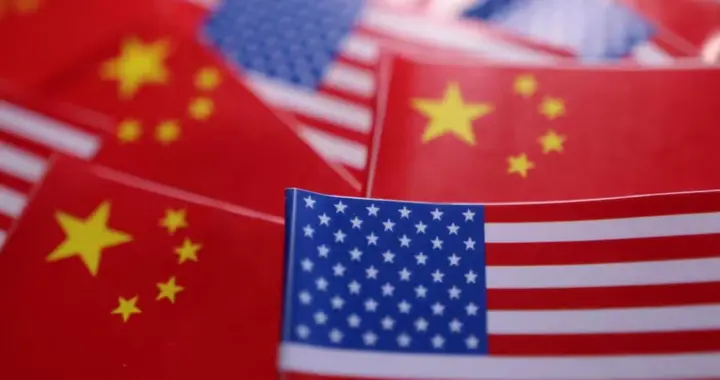 别被带节奏！拆解特朗普“护航换访华”谣言背后的信息战