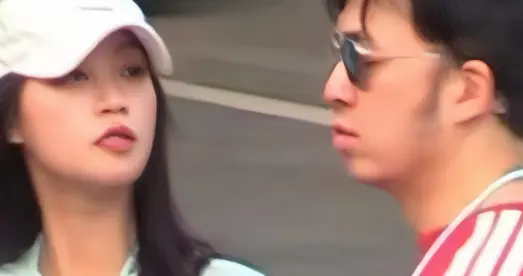 蓝盈莹和男友约会被拍！男友胡子拉碴长相一般，早已见过双方家长