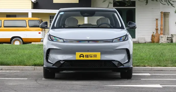 15万级纯电SUV\全能选手\！极狐T1\六好\实力诠释何为真香