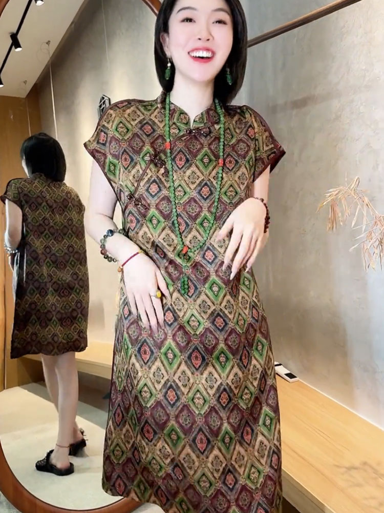 独特新中式女装国风气质高级感超好看连衣裙女夏季2025年新款裙子