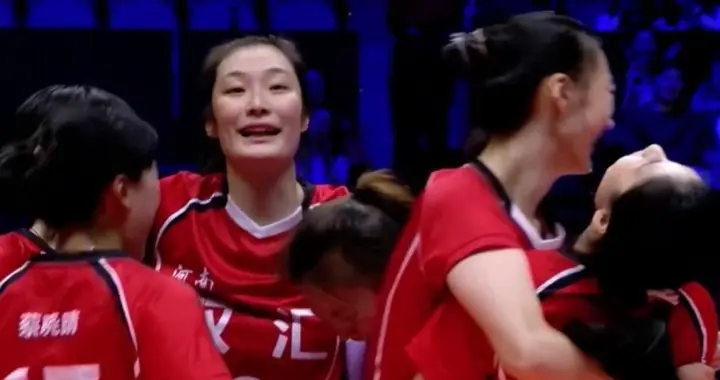 笑着看完，河南女排今天上演欢乐喜剧人，太开心了！