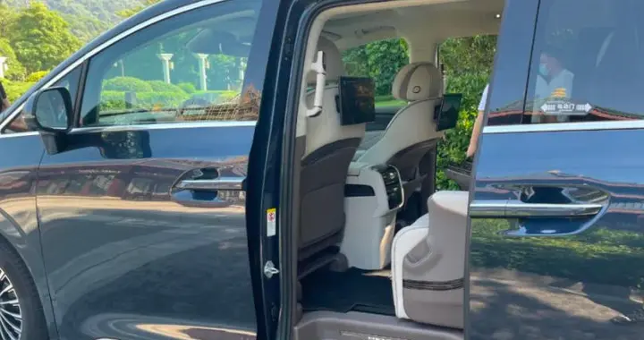 国内“纯电MPV”第一名：反超一众新势力，单月销量超2200台