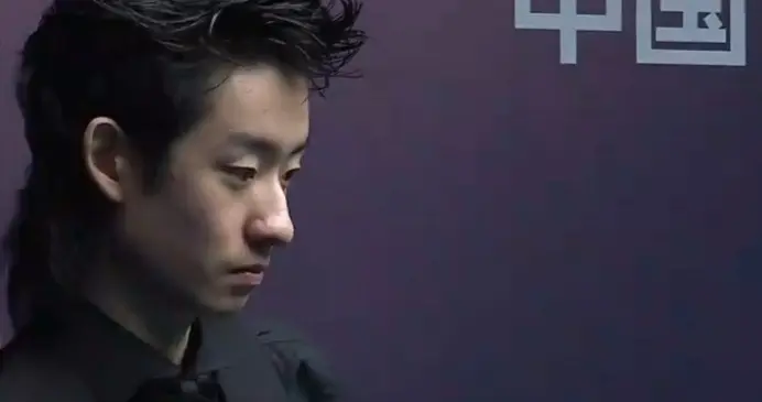 第二阶段四连鞭，吴宜泽爆冷进决赛！