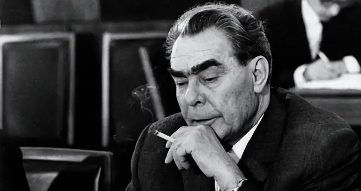 勃列日涅夫有多会玩弄权术？