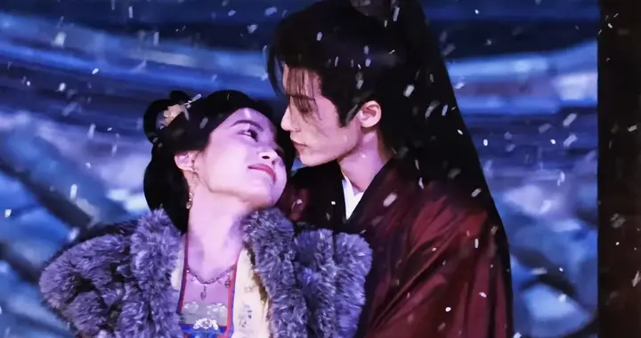雪夜烟火下谢却山拥着南衣低头亲吻，这是我见过最浪漫唯美的吻戏