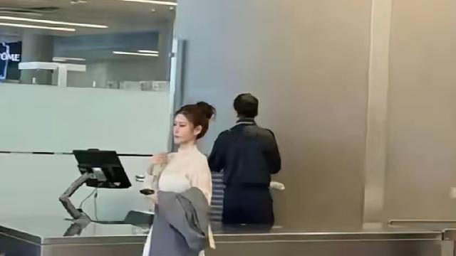 熙熙扒娱乐：或许她内心满是压抑，本不愿离