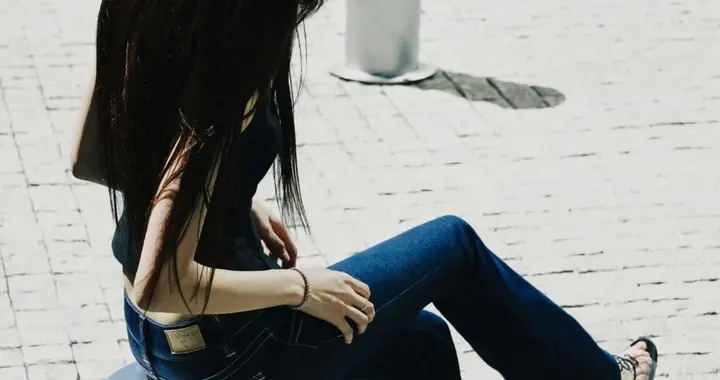 孙千 牛仔裤在她身上展现出应有的魅力！