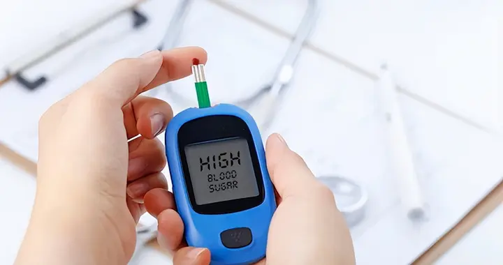 不仅变胖还会变傻，毁掉一个人最快的方式就是“吃糖”？