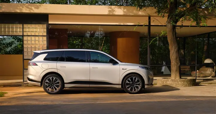 超级大五座，也是“移动的客厅”！2026款eπ008：15.99万起