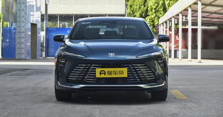别克终于开窍了！新车14.99万起，2.0T搭配9AT，全系标配8155芯片