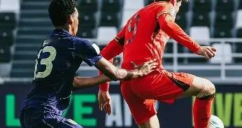 U23国足0:4惨败日本，主帅却称仍为球员骄傲，网友的话更暖心