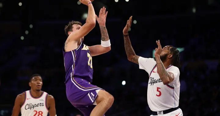 笑傲德比！东契奇23分里夫斯26分 凯斯勒22+6帽 湖人6人上双胜快船