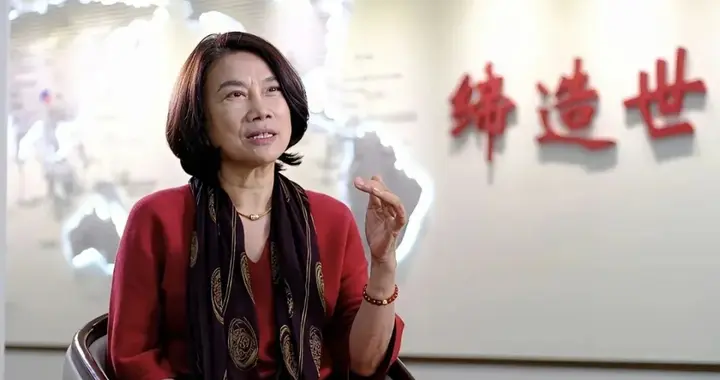 董明珠两年连卸六职，72岁格力“女王”接班人已定？