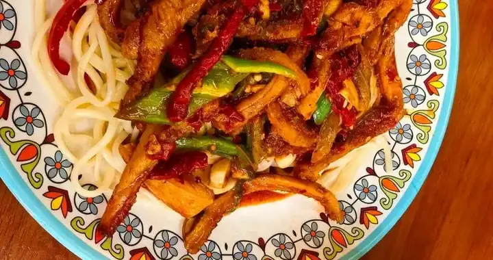 医生直言：若每天只吃两顿饭，不出半年，身体或有这几种变化！