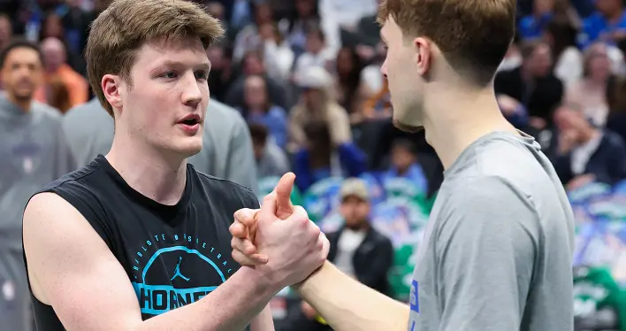 仅差7个！康神迎来神级里程碑，库里的纪录却很难被打破