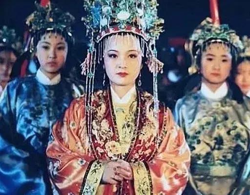 《红楼梦》里那些让人细思极恐的细节，你看懂了吗？