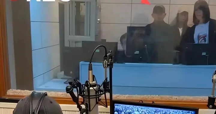 小S为101献声，具俊晔疑似在场，张兰爆麻六记喜报，S家失算