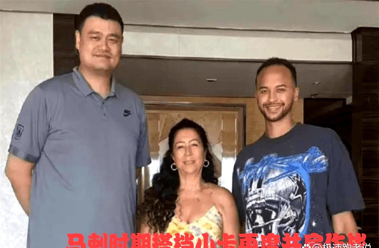 休赛期重磅官宣！李凯尔 1 年 390 万美元加盟猛龙，与马刺旧友小卡再度联手